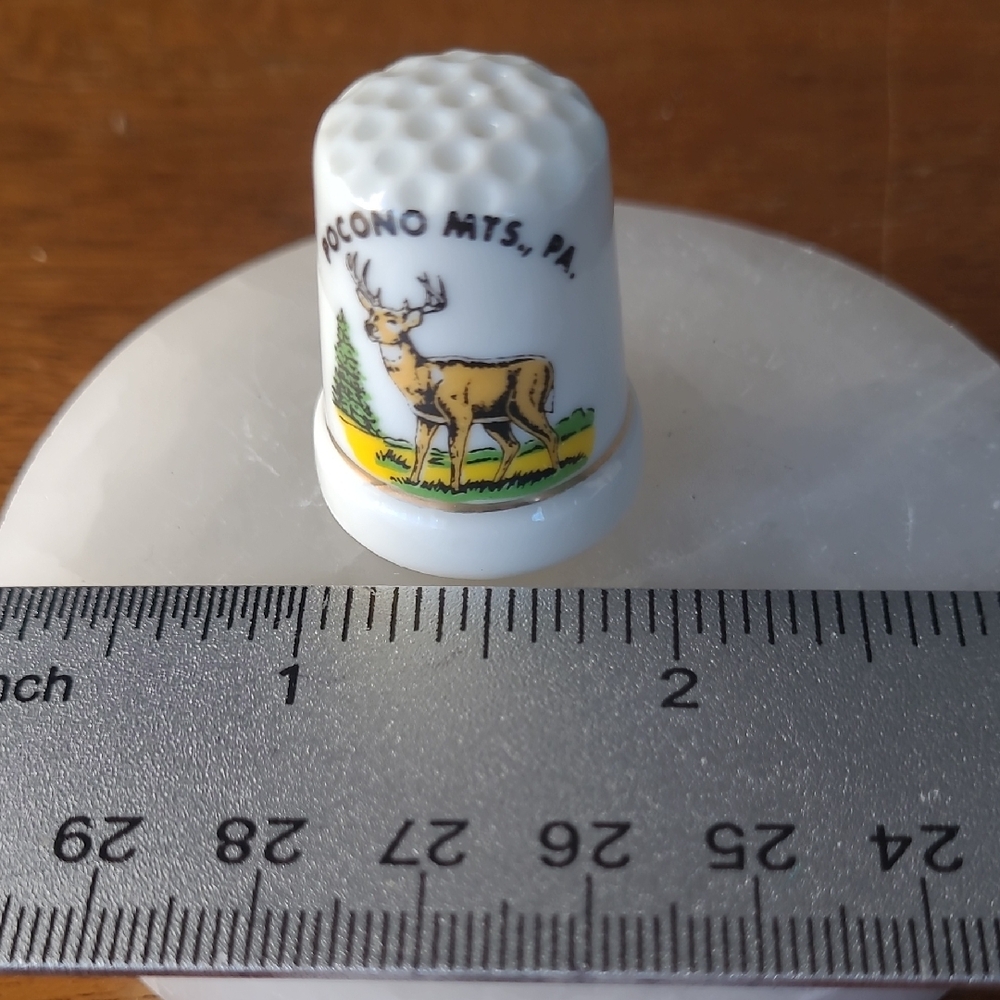 Deer and Tree Design Thimble - Picture 2 of 6